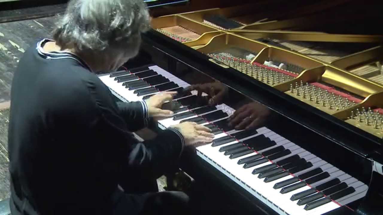 Janusz Kohut - grand piano - La Fiesta Chick Corea