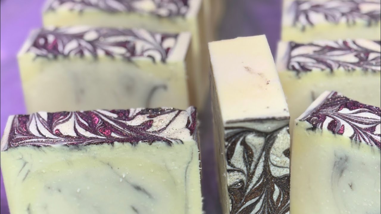 Okie Gray Soap Tutorial | In-the-Pot Swirl with Earl Grey Notes