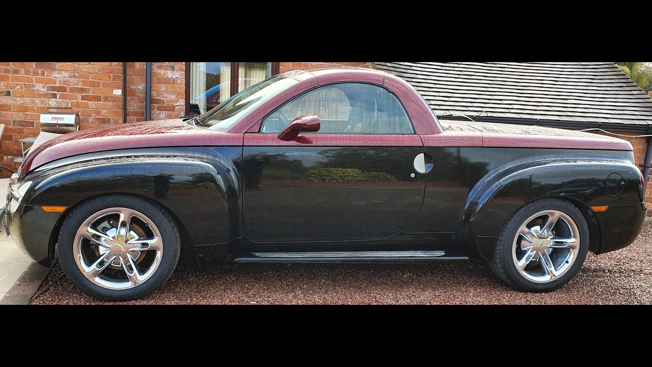 American Pickup 2006 Chevrolet SSR Interior and Exterior Video View