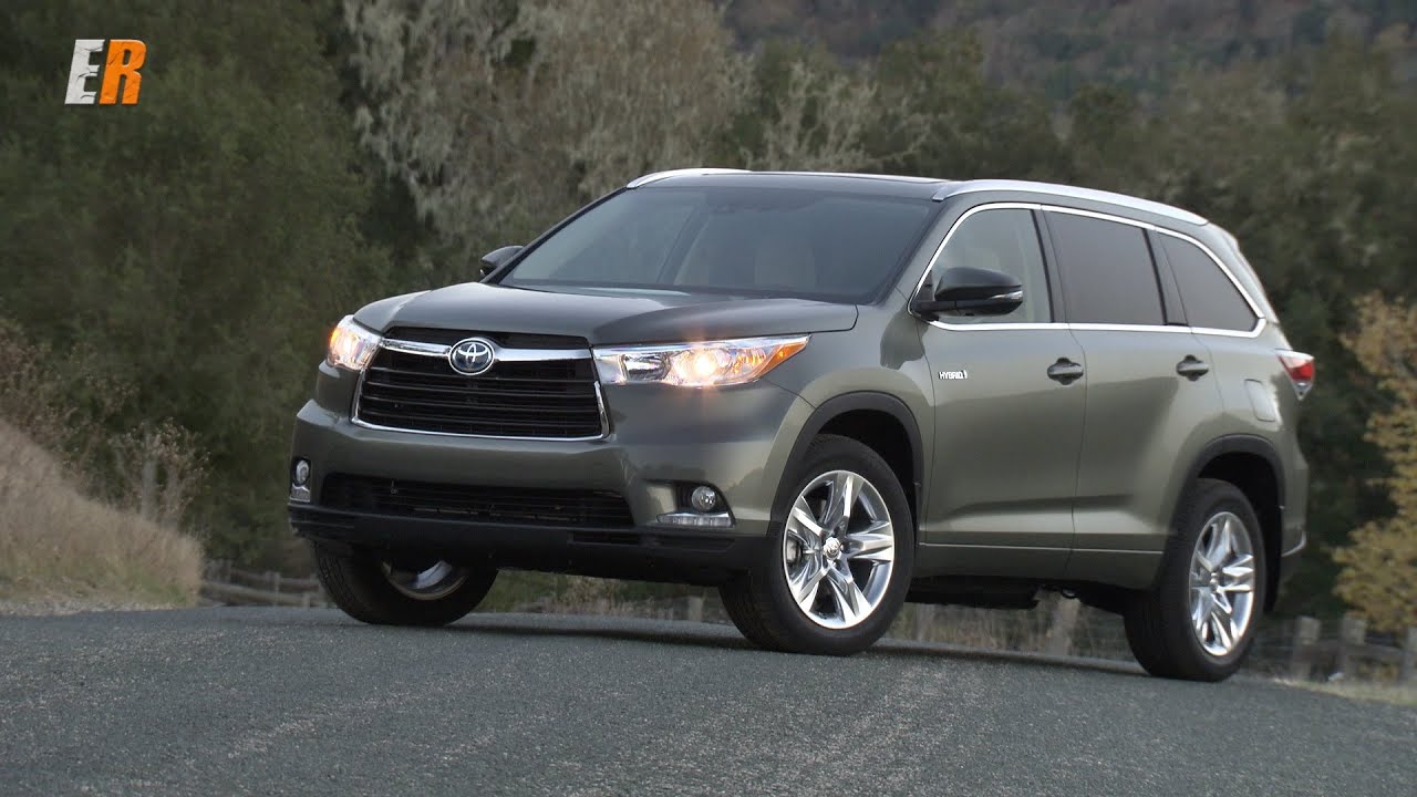 2015 Toyota Highlander Hybrid Limited vs The Minivan Review