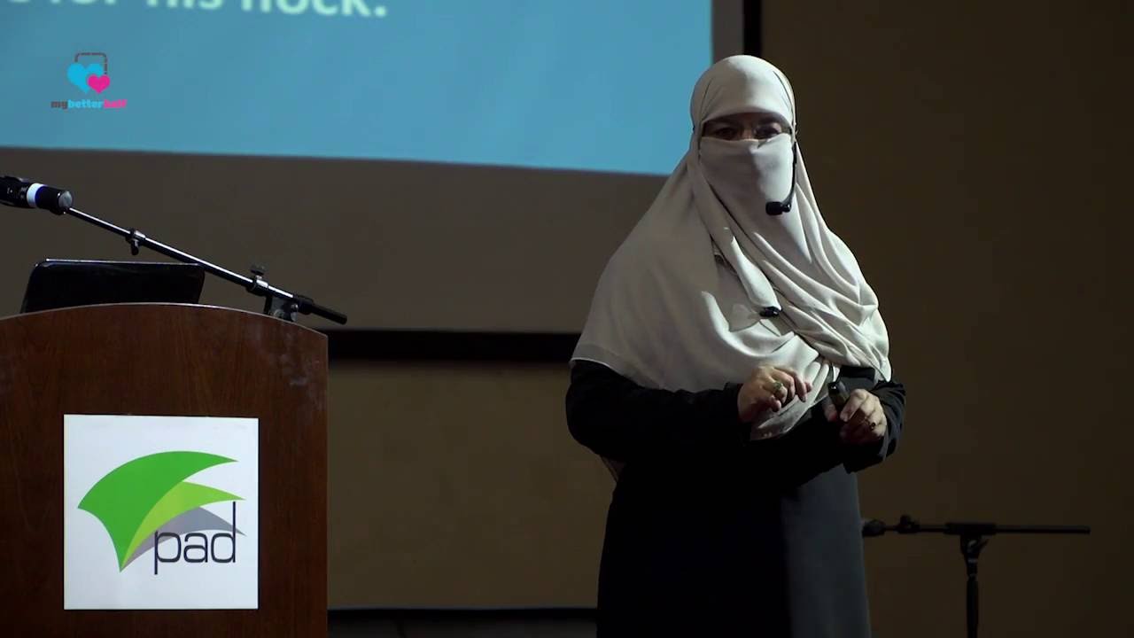 Confused Parenting (urdu) - Dr. Kanwal Kaiser | MBH Summit 2016