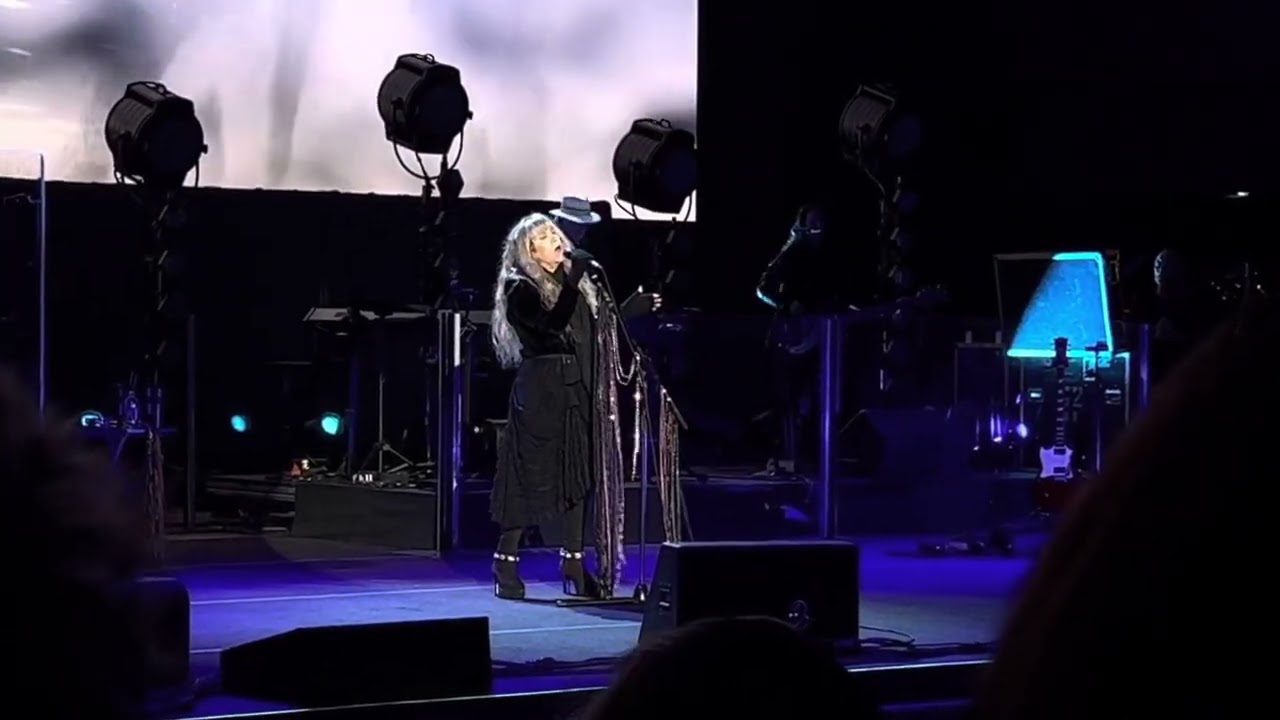 Moonlight, #StevieNicks @ Shoreline Amphitheater 6/12/22