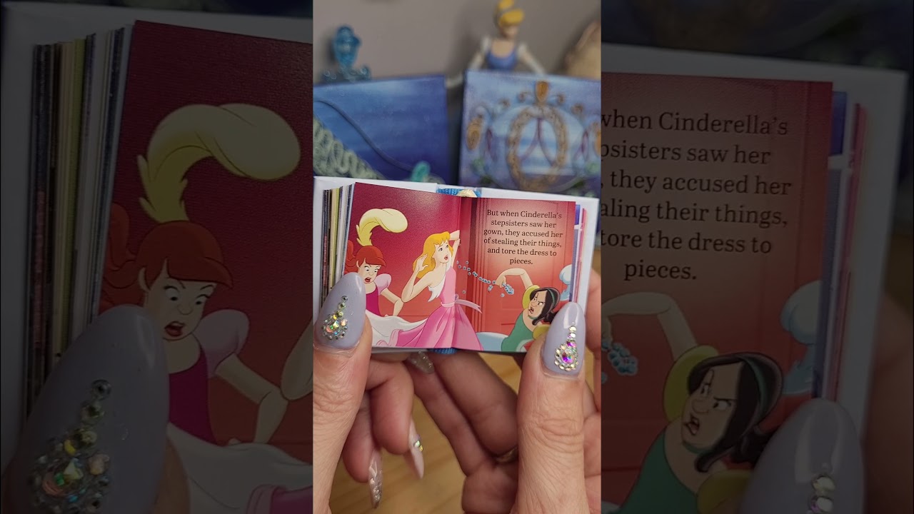 Reading The Tiny Book of Cinderella📚
