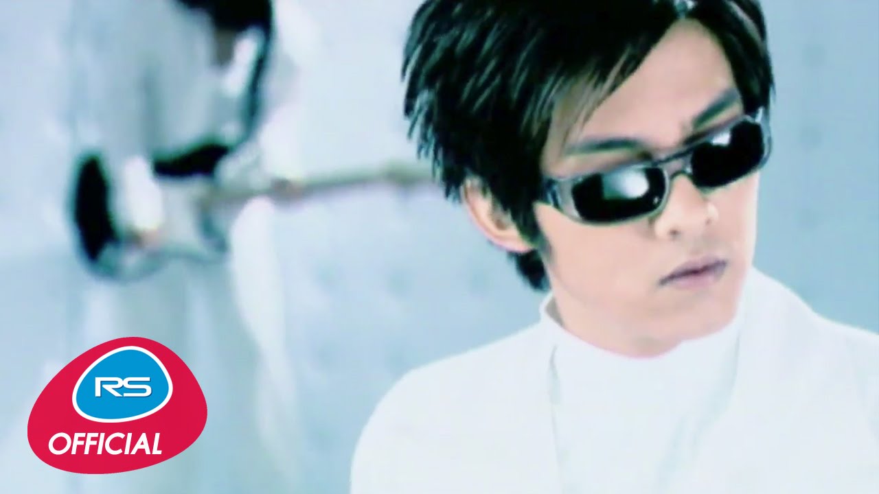 รอวันฉันรักเธอ : ดัง พันกร Dunk [The Celebration] [Official MV]