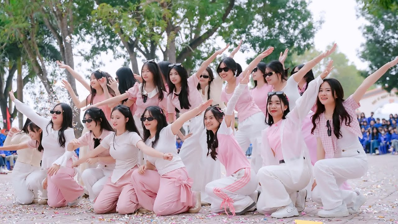 [GIẢI NHÌ] Nhảy mashup:Chăm em một đời+Chăm hoa+Đổi tư thế+Bang Bang Bang | Đ-K65 THPT HÀ TRUNG