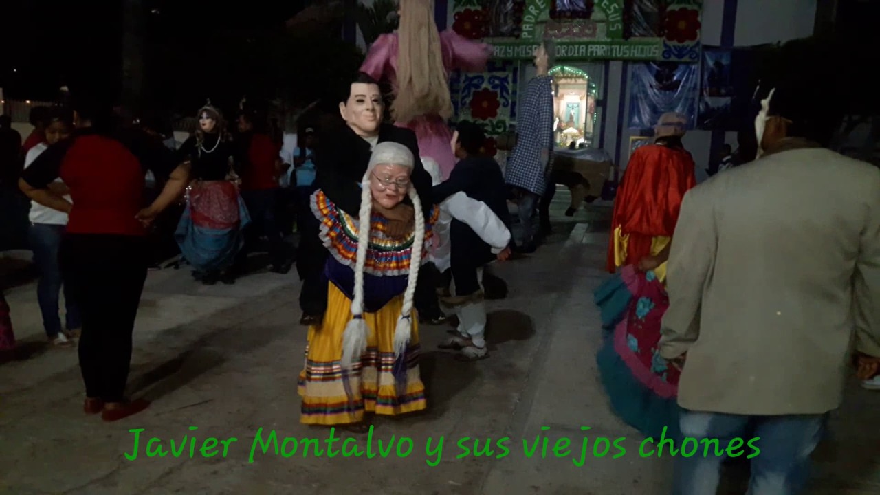Javier montalvo y sus viejos Chones en chinantla Puebla