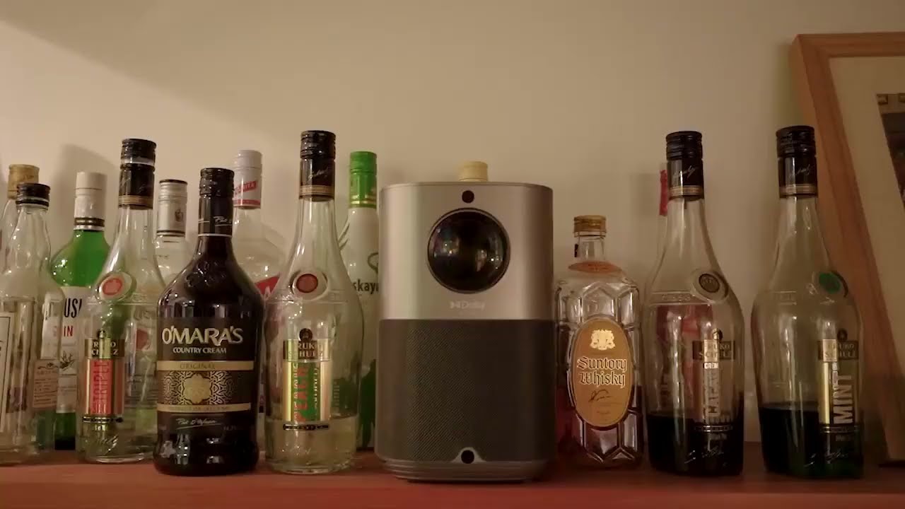 EROC Android Smart Proyektor LCD   Dolby Audio &ndash; Netflix &ndash; Youtube   Full HD   Built in Speaker