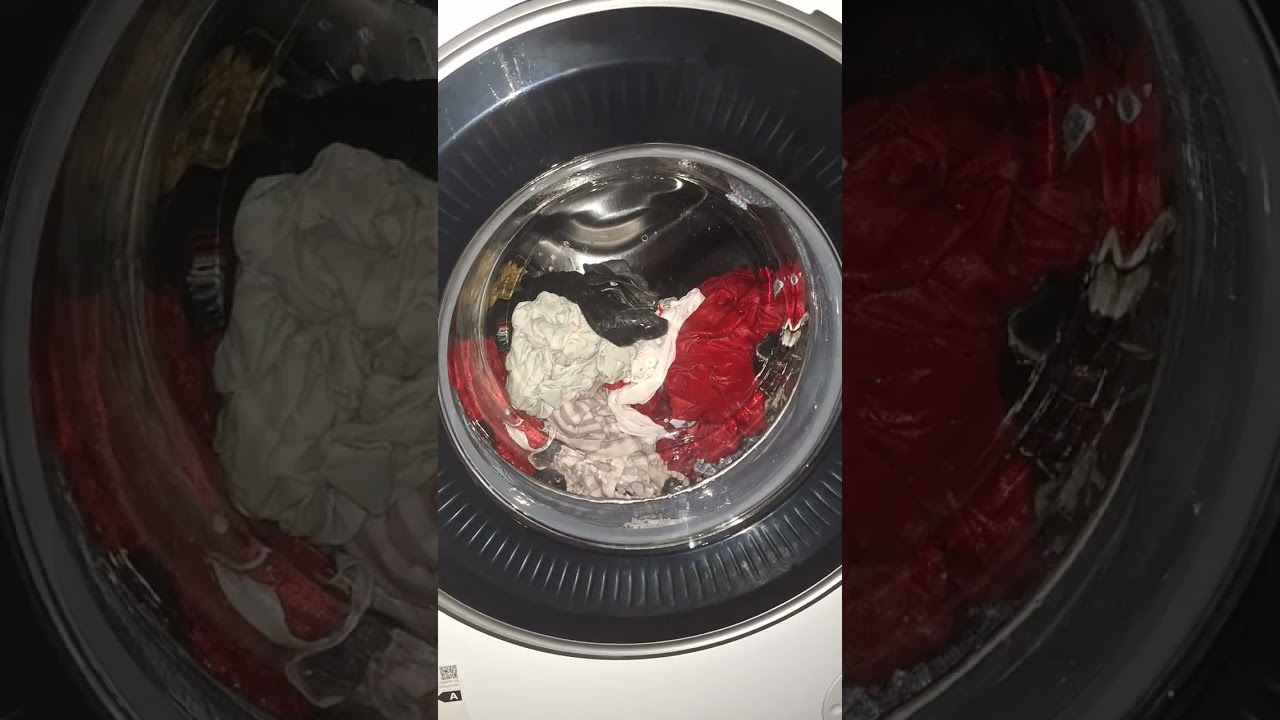 Intensive Wash with Soiled Black Clothes fit for StainExpert 40&deg; #washing #laundry #beko
