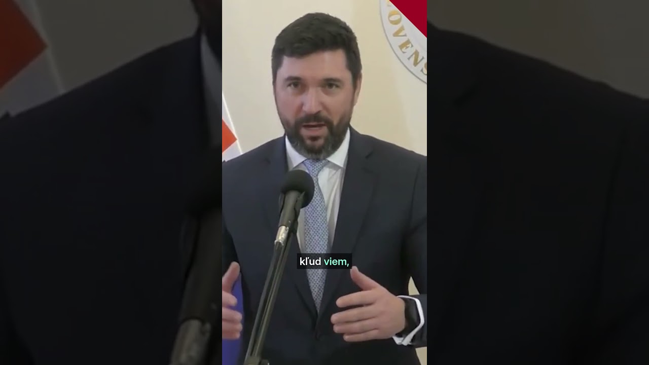 Minister Tak&aacute;č &uacute;točil na novin&aacute;rku, keď mal odpovedať na ot&aacute;zky o haciend&aacute;ch a audite mimovl&aacute;dok