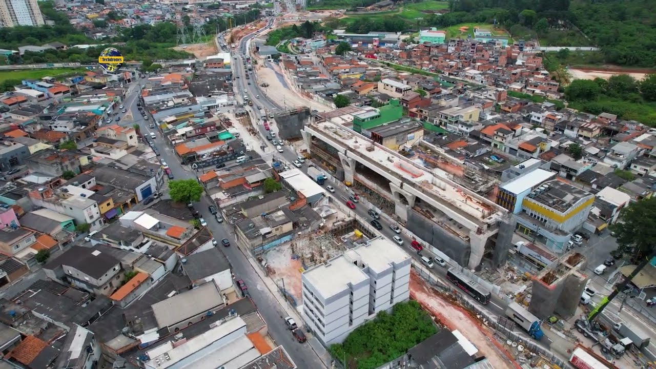 OBRAS LINHA 15 PRATA ALTEAMENTO DA REDE A&Eacute;REA OS PRIMEIROS PILARES SENTIDO COLONIAL A BOA ESPERAN&Ccedil;A