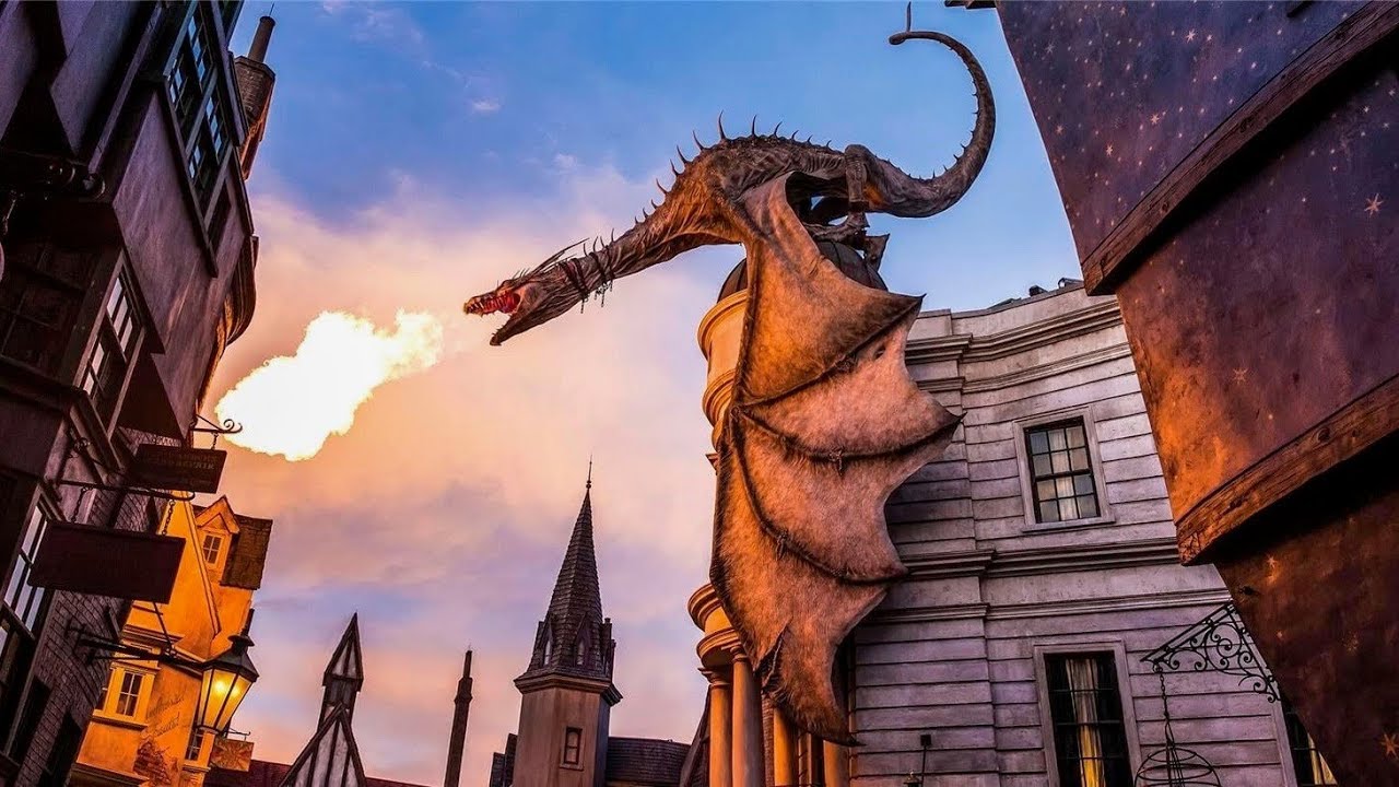 Harry Potter and the Escape from Gringotts ride FULL EXPERIENCE  - Universal Orlando (HD)