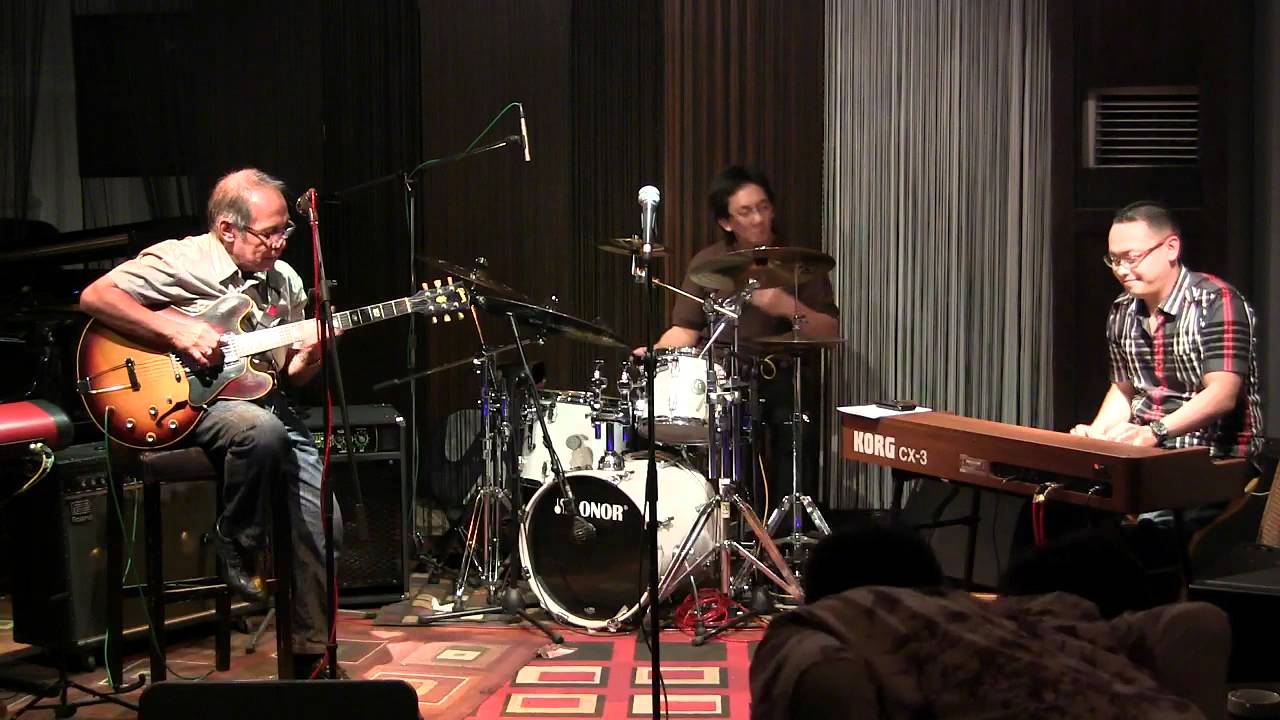Oele Pattiselano Trio - There will never be another you