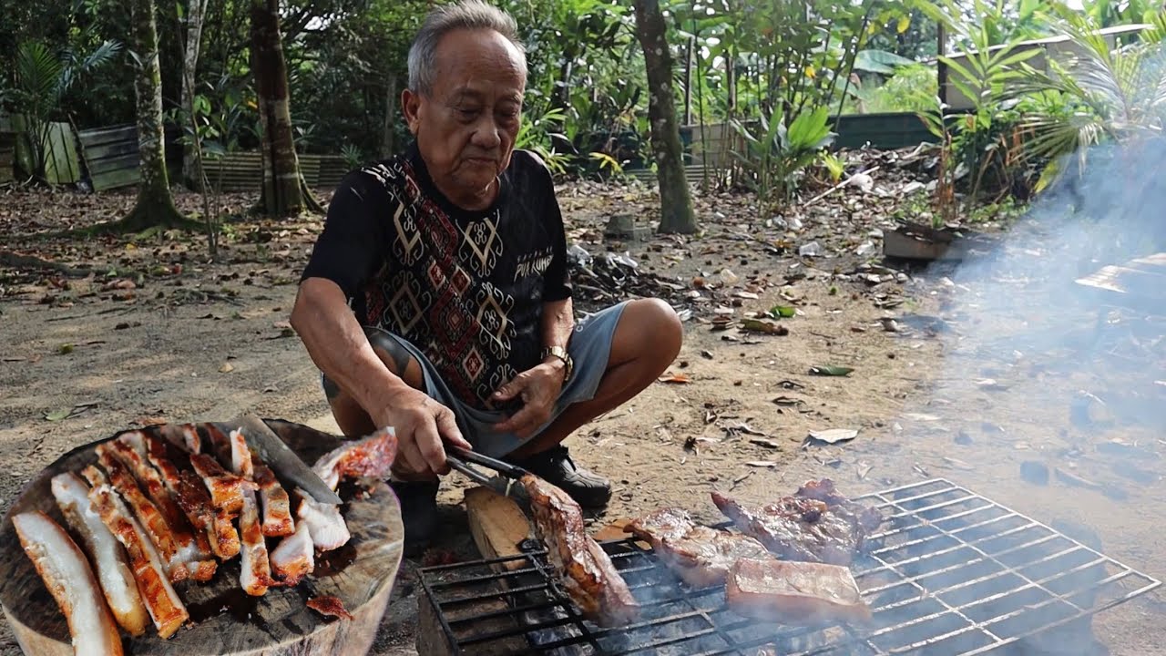Aktiviti Petang Di Studio Dalam Cuaca Panas // BBQ Panggang Babi // Luangkan Masa Bersama Family //