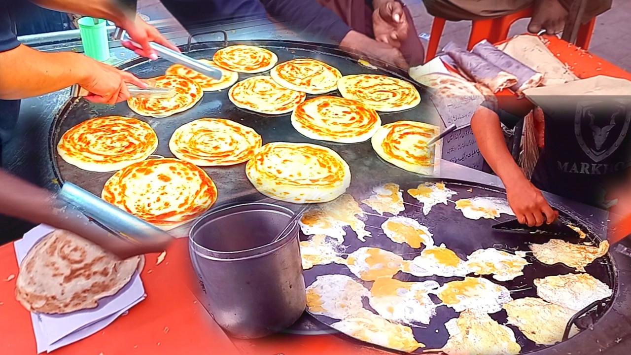 Super Fast Egg Paratha Making Skills 🔥 Huge Tawa Street Food Pakistan