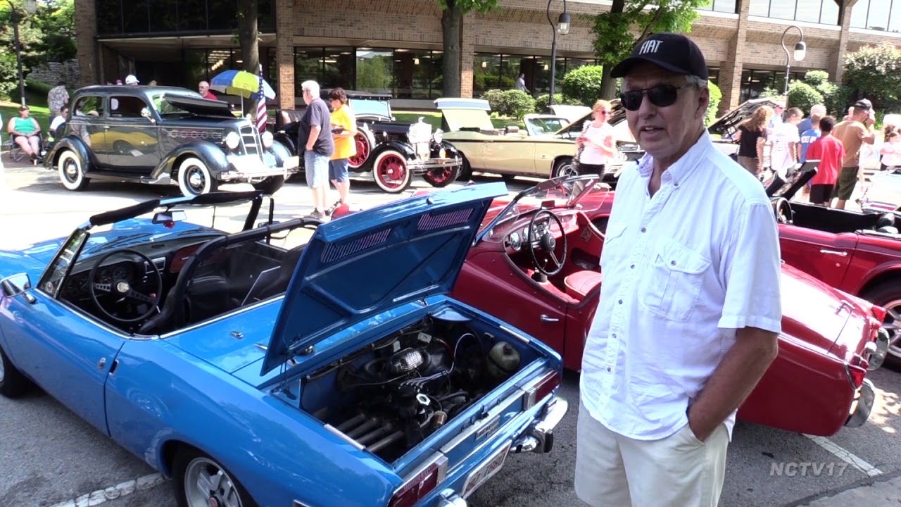 Downtown Naperville Classic Car Show