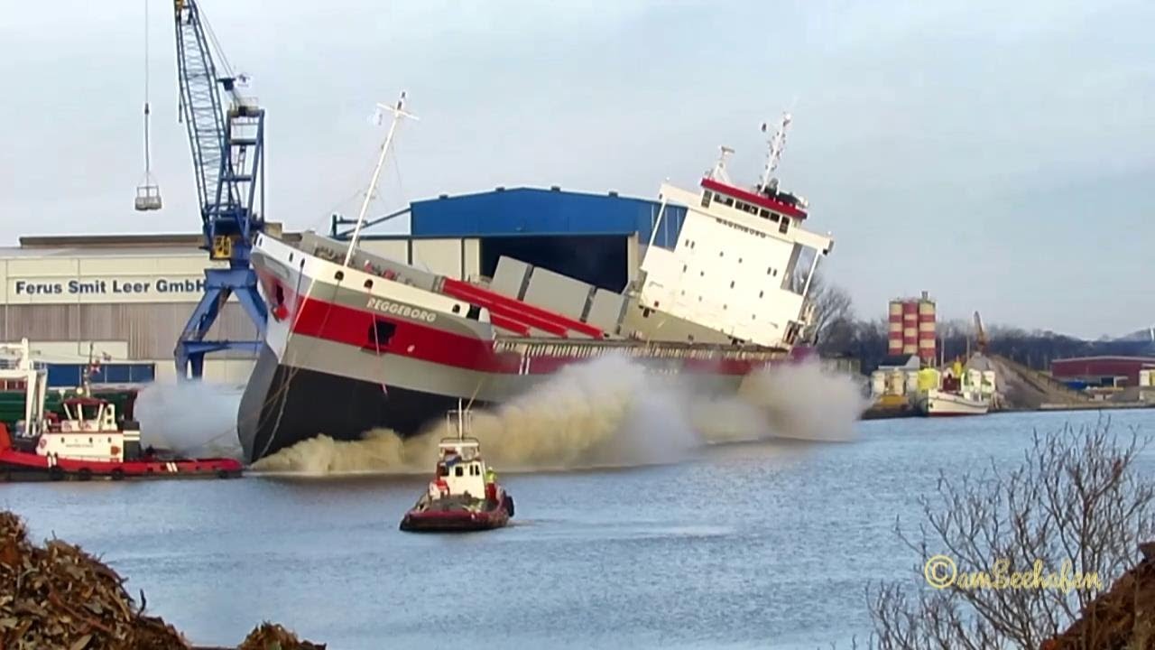 REGGEBORG IMO 9592575 Launching extended version Stapellauf Leer Ferus Smit Wagenborg Tugs