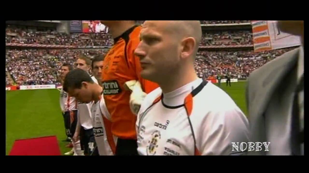 Luton Town v Scunthorpe ~ Johnstones Paint Trophy Final ~ Musical Highlights Compilation