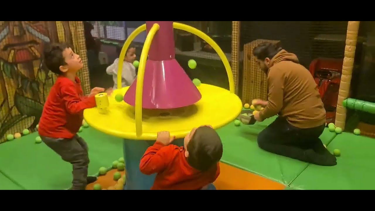 Monki Park Millenium City Wien Österreich | Monki Park indoor play area for kids in Vienna 🇦🇹