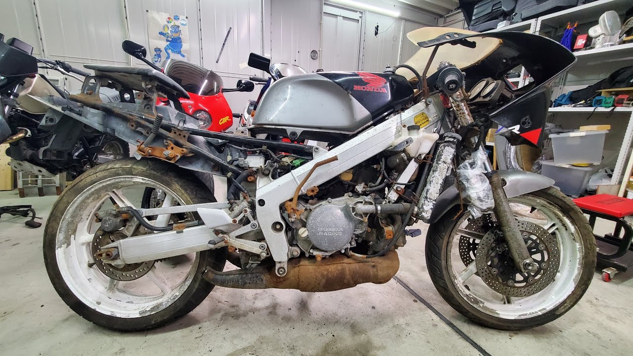 【NSR250R/MC18】①限りなく産業廃棄物に近い宝物