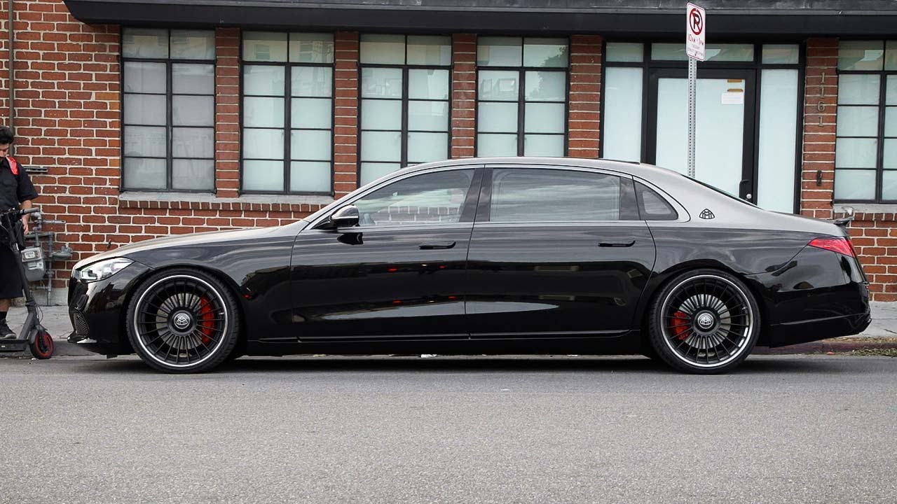 Titanium Two Tone Maybach 2022, Luxury In Style.