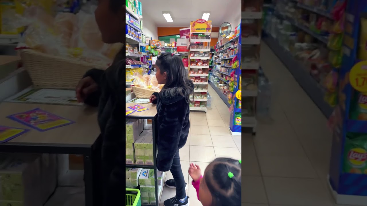 My daughter arrived at the shop#cute baby #shortvideo