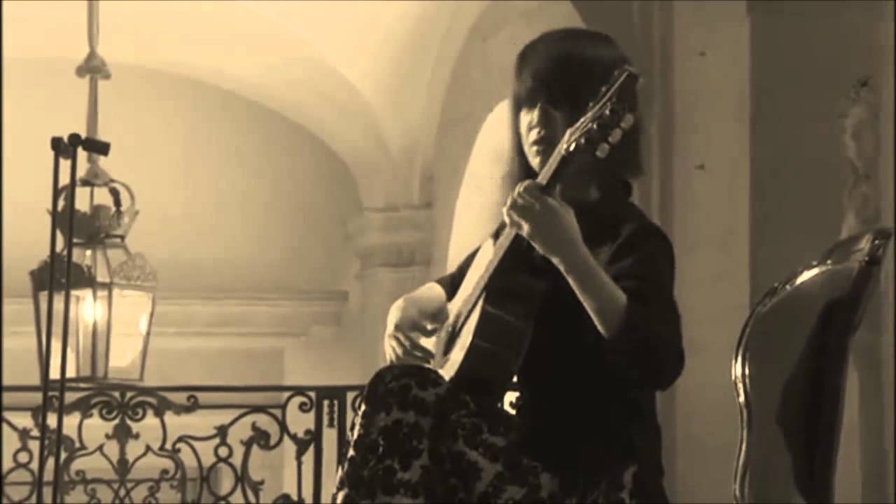 Kaori Muraji - 村治佳織 - Tiento Antiguo (Joaquìn Rodrigo)