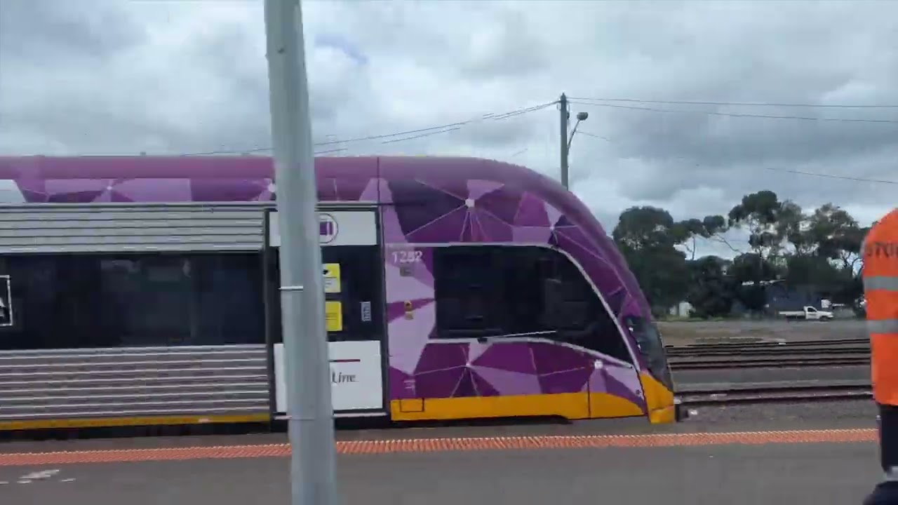 Geelong to Southern Cross Melbourne Vline Train Ride