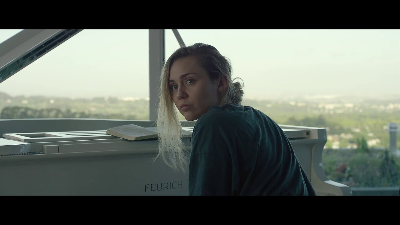 Ashley O - Right Where I Belong (Clip - Black Mirror)
