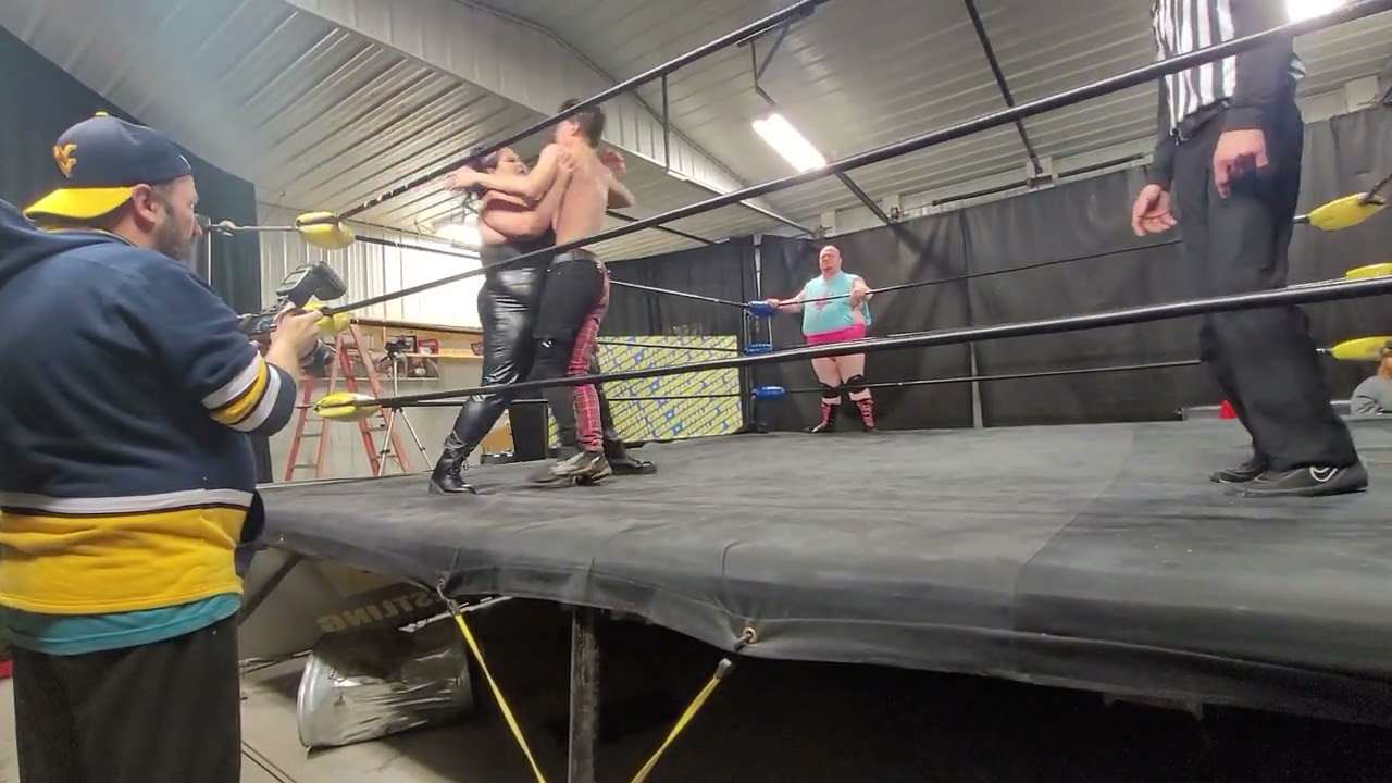 FOW match: Knallhart and Paparazzi VS Blake and Kyle