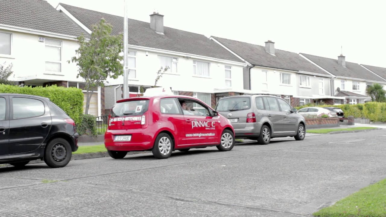 Parallel Parking - Reverse Park between 2 cars