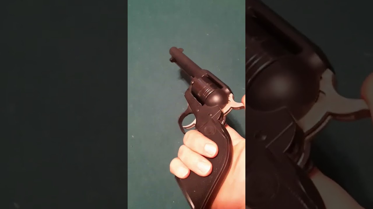 The sounds of a revolver