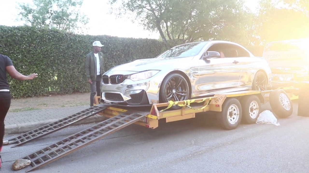 Jason Noah off loading his ///M4