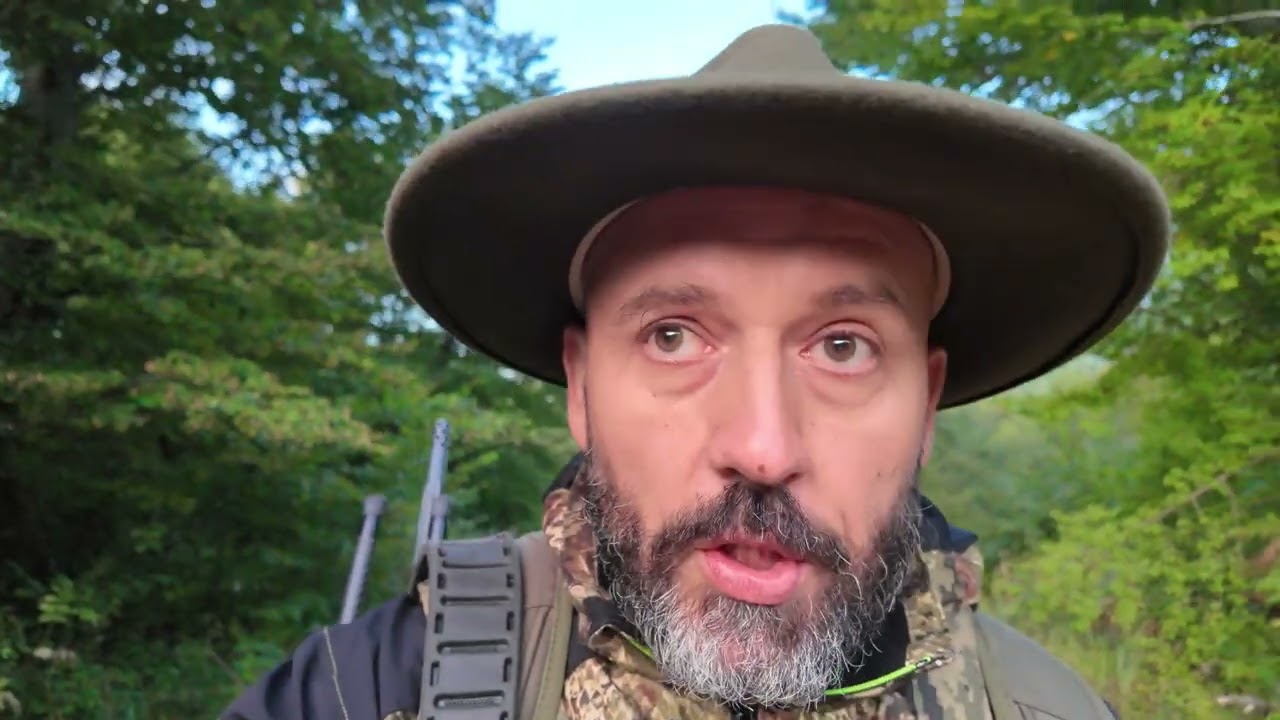Lov jelena pirsom-Golo Trlo 2025 Deer Stalking Croatia.