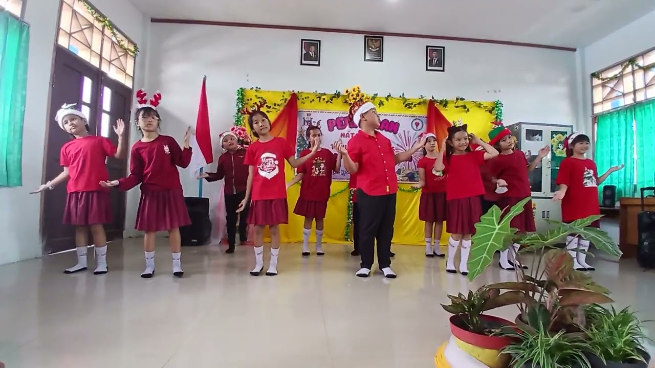 PERAYAAN NATAL 2025 TAMPILAN KELAS 4