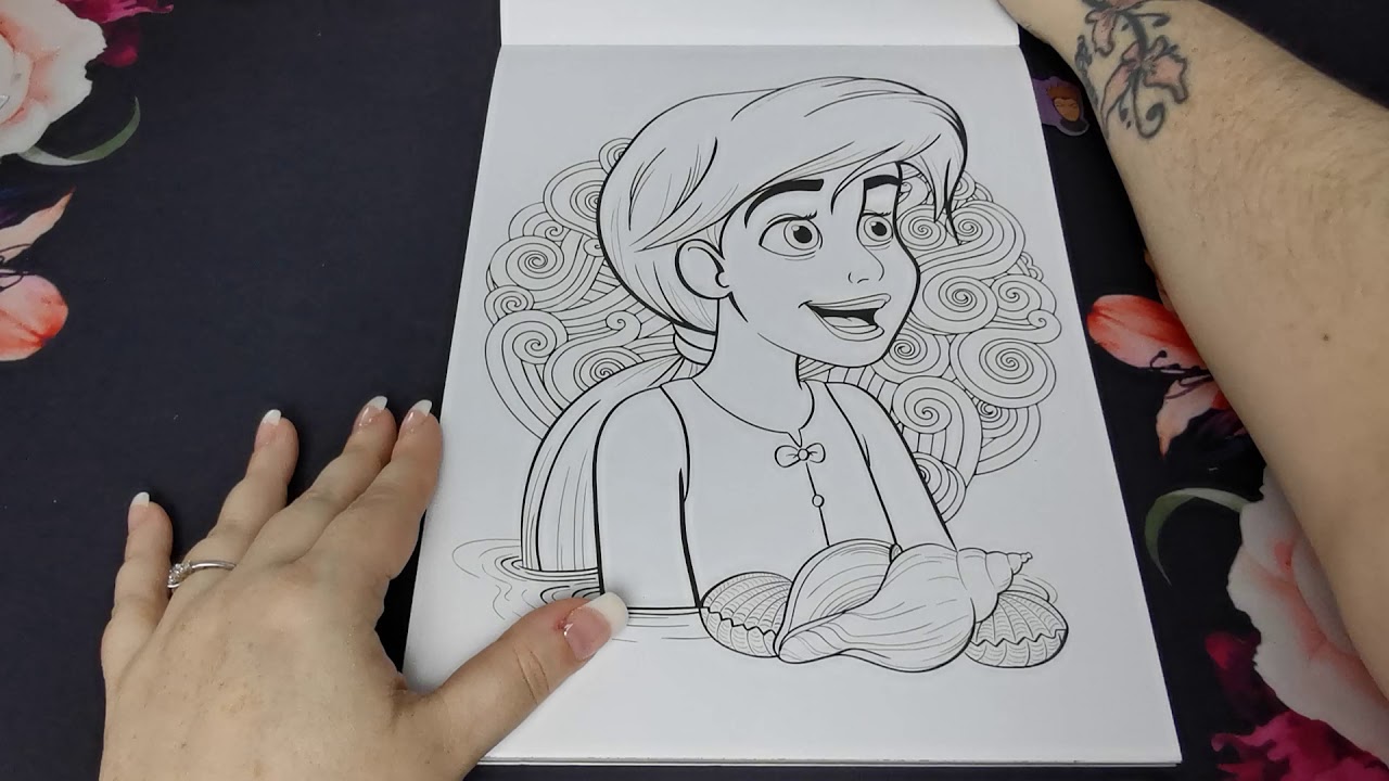 Requested Colouring Book Flip Through | Disney Portraits