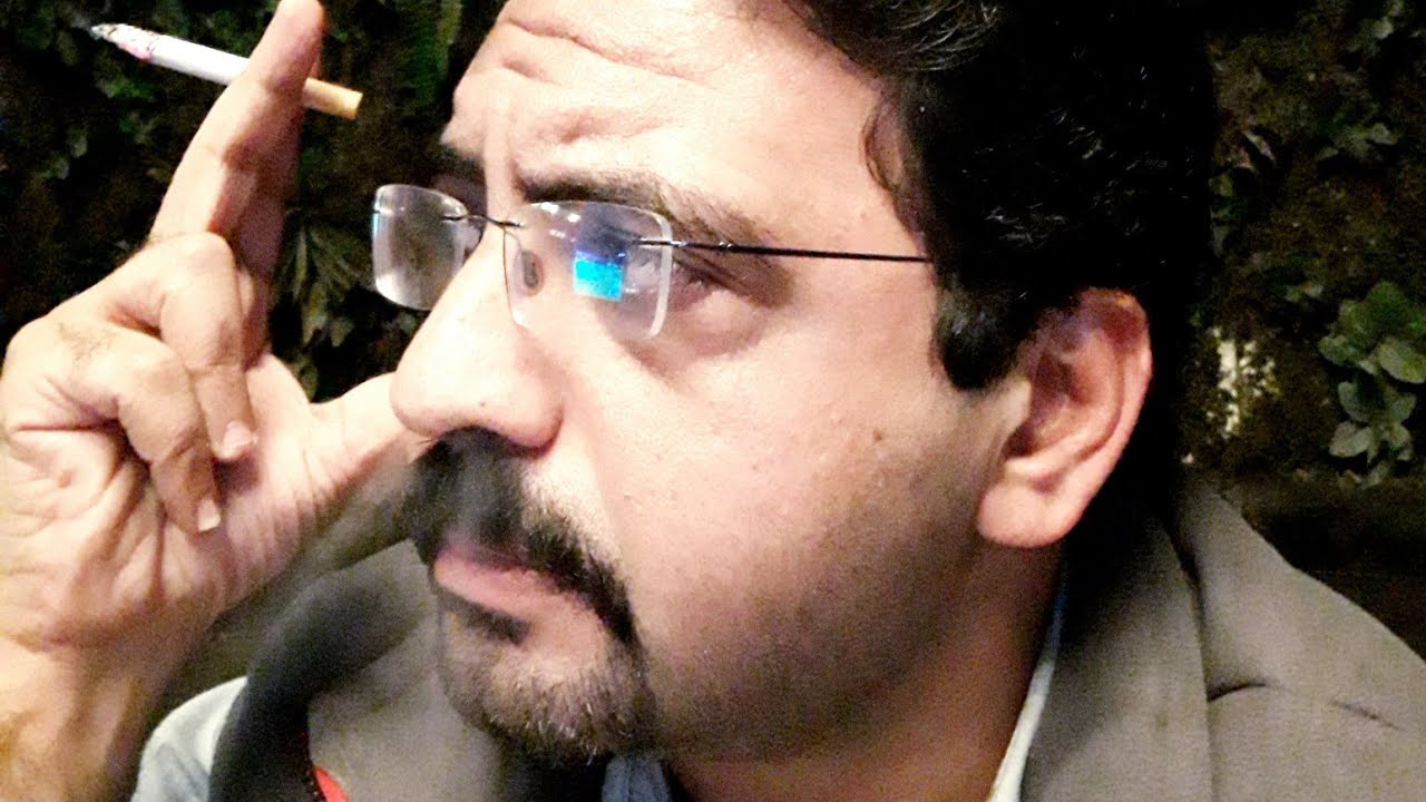 أصل الساده المحنكين بيقولوا ان الست كائن ثانوي ملوش رأي ولا ليه قيمه علي المطبخ يابت انتي وهيه
