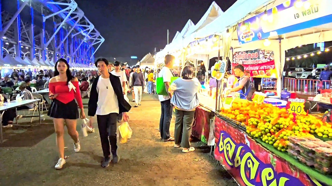 BURIRAM THAILAND FOOD 2025 - NEW YEAR IN ISAAN!