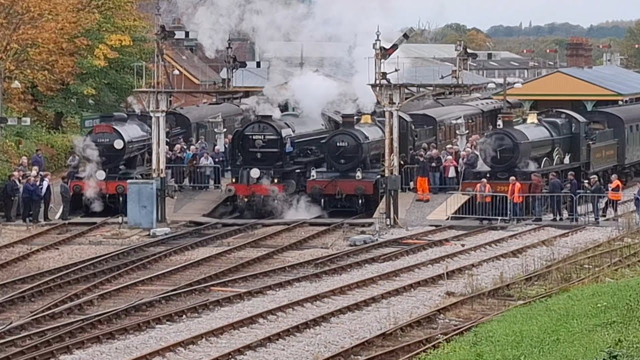 Diese 4 Dampfloks sind zusammen nur 25 Jahre alt! Neubaudampflokpower auf der Bluebell Railway 