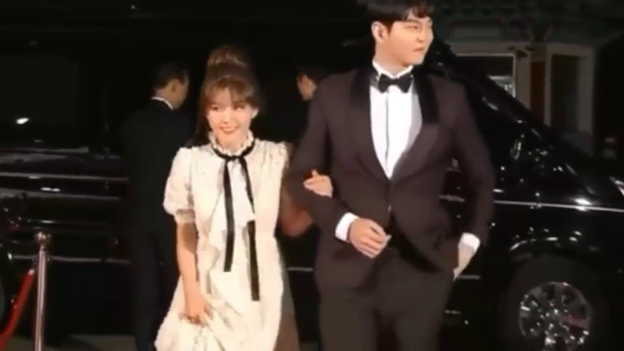 Kim yoo jung & Yoon kyun sang ' Red carpet | APAN STAR AWARDS 2018