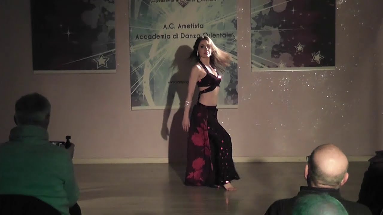 Ramona Nawal (Oriental - Bachata)