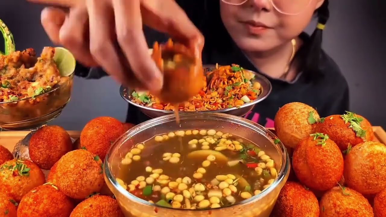🍜 THE KING OF SNACKING IS BACK - The King of Snacking Tries All the Delicious Mukbang Dishes Part 91