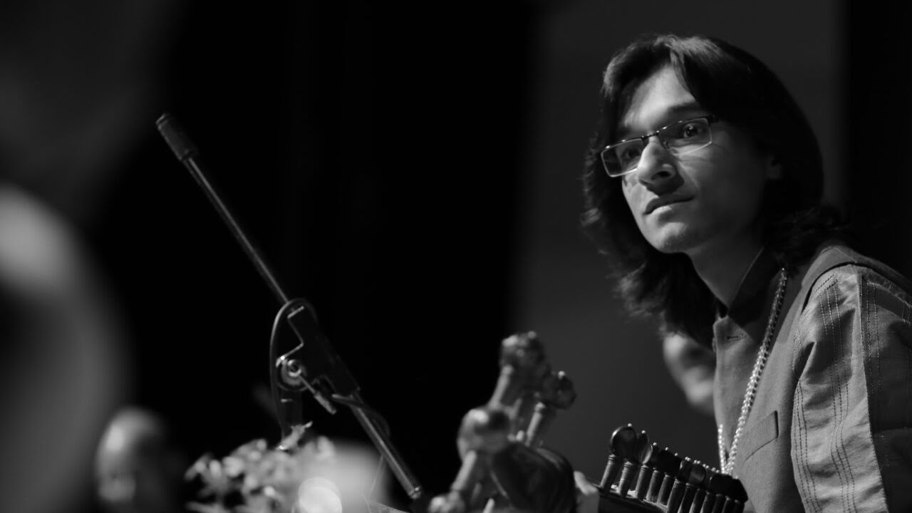 Abhishek Borkar - Raga Yaman (Live in Pune) | Sarod