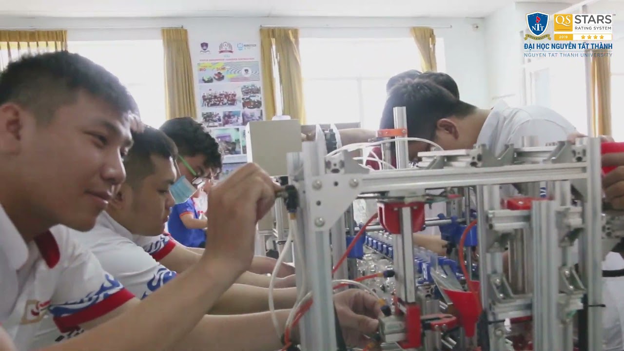 Review Khoa Công nghệ kỹ thuật tại ĐH Nguyễn Tất Thành có gì?