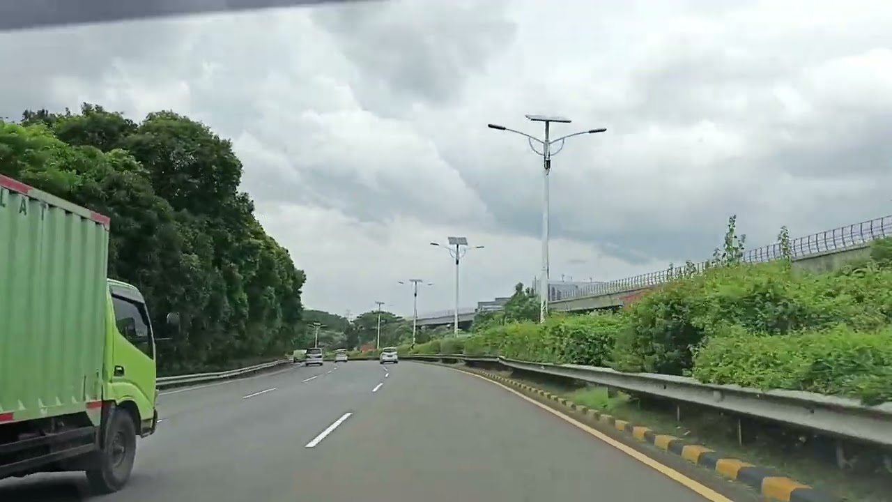 Perjalanan dari Cipinang ke Cibinong lewat Tol#jalanjalan#jalantol