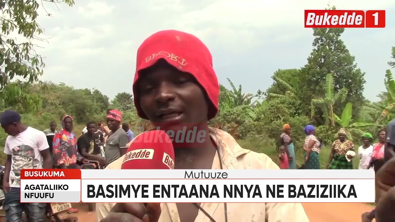 Agataliikonfuufu: Abatuuze bubefuse nebakanyama  Babadde baziika mutuuze munnaabwe ow'ekibanja.