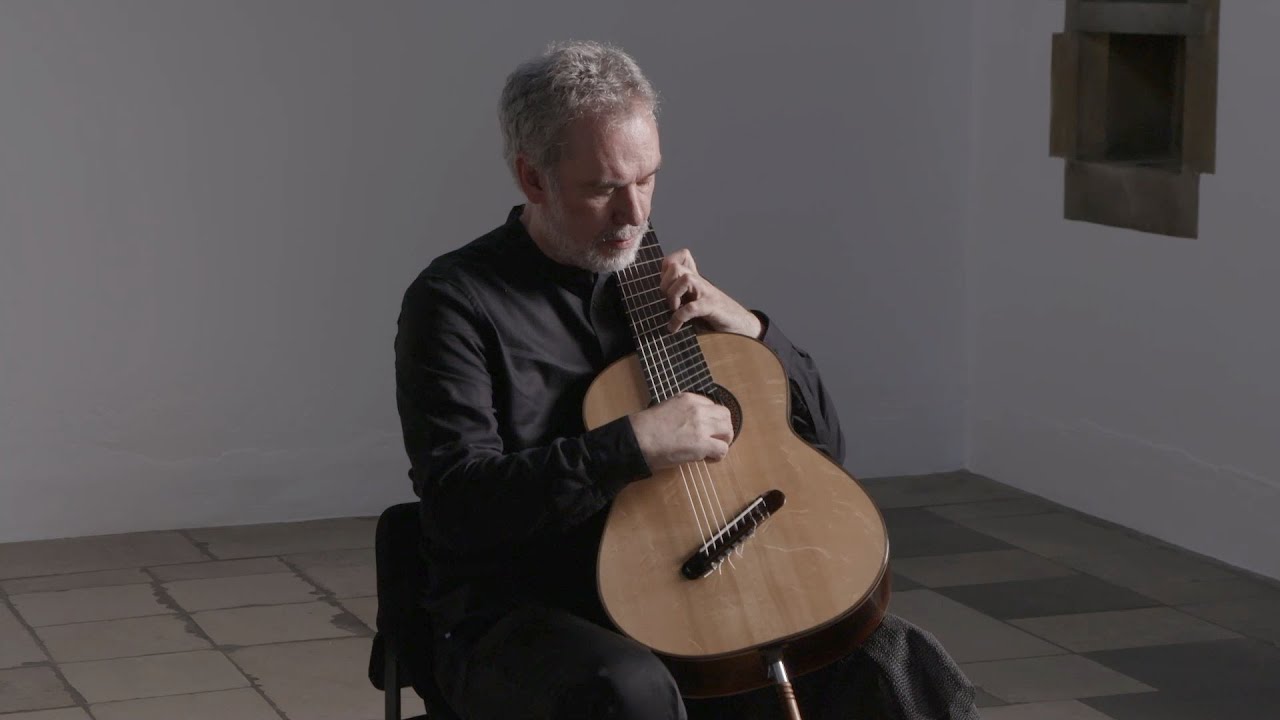 Paul Galbraith performs Albeniz: Castilla (Seguidilla) from Suite Española, Op 47