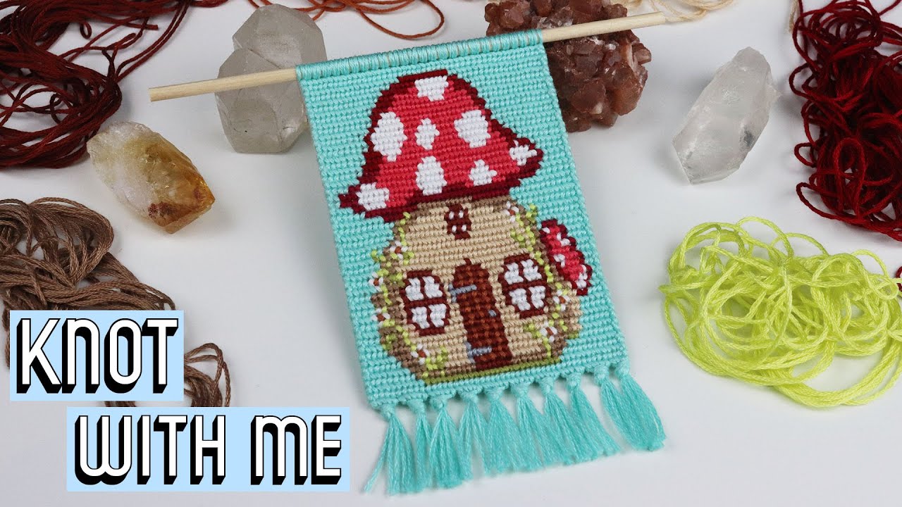 MUSHROOM HOUSE WALL HANGING [CC] || Knot With Me
