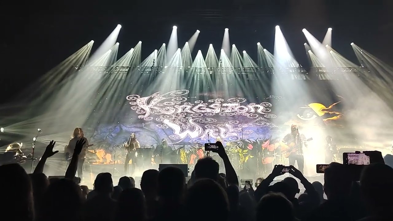 JJylli & Kuoppis / Music of Kingston Wall - Shine on Me @ Hki jäähalli 5.12.2024