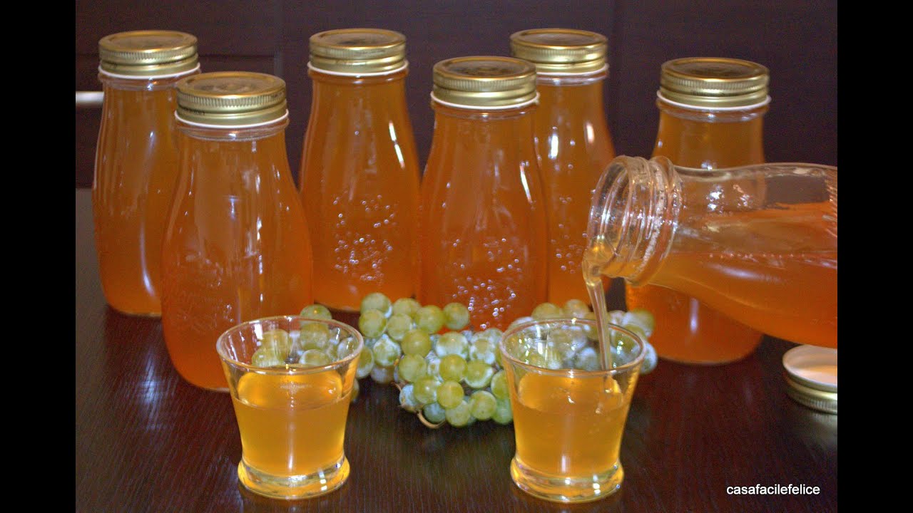 Sciroppo di uva fragola bianca.
