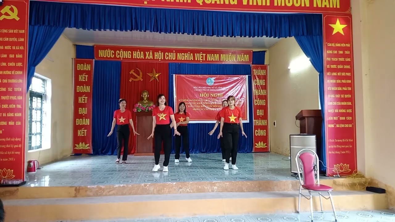 Bùi nhịp câu lạc bộ Hoa Phượng 